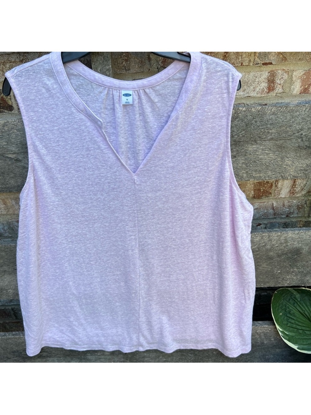 Old Navy Light Lavender V-Neck Tank Top
